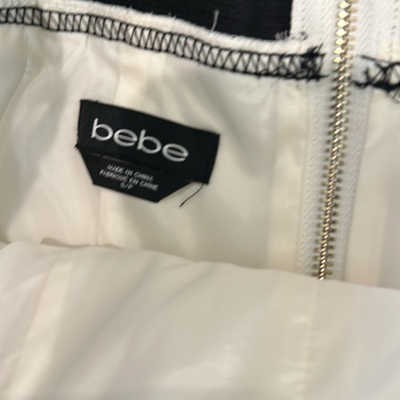 Been white shorts with black elastic waist - Picture 2 of 4